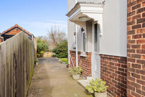 Photo 46- click for photo gallery